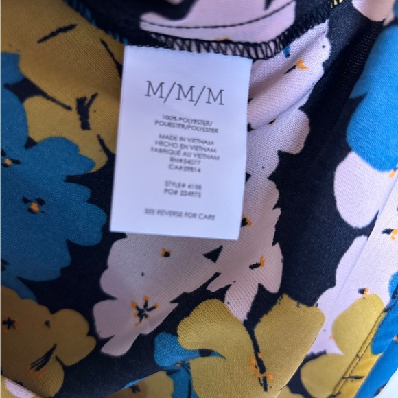 CAbi Favorite Retro Floral Bishop Sleeve Button Down Blouse M - Picture 5 of 10